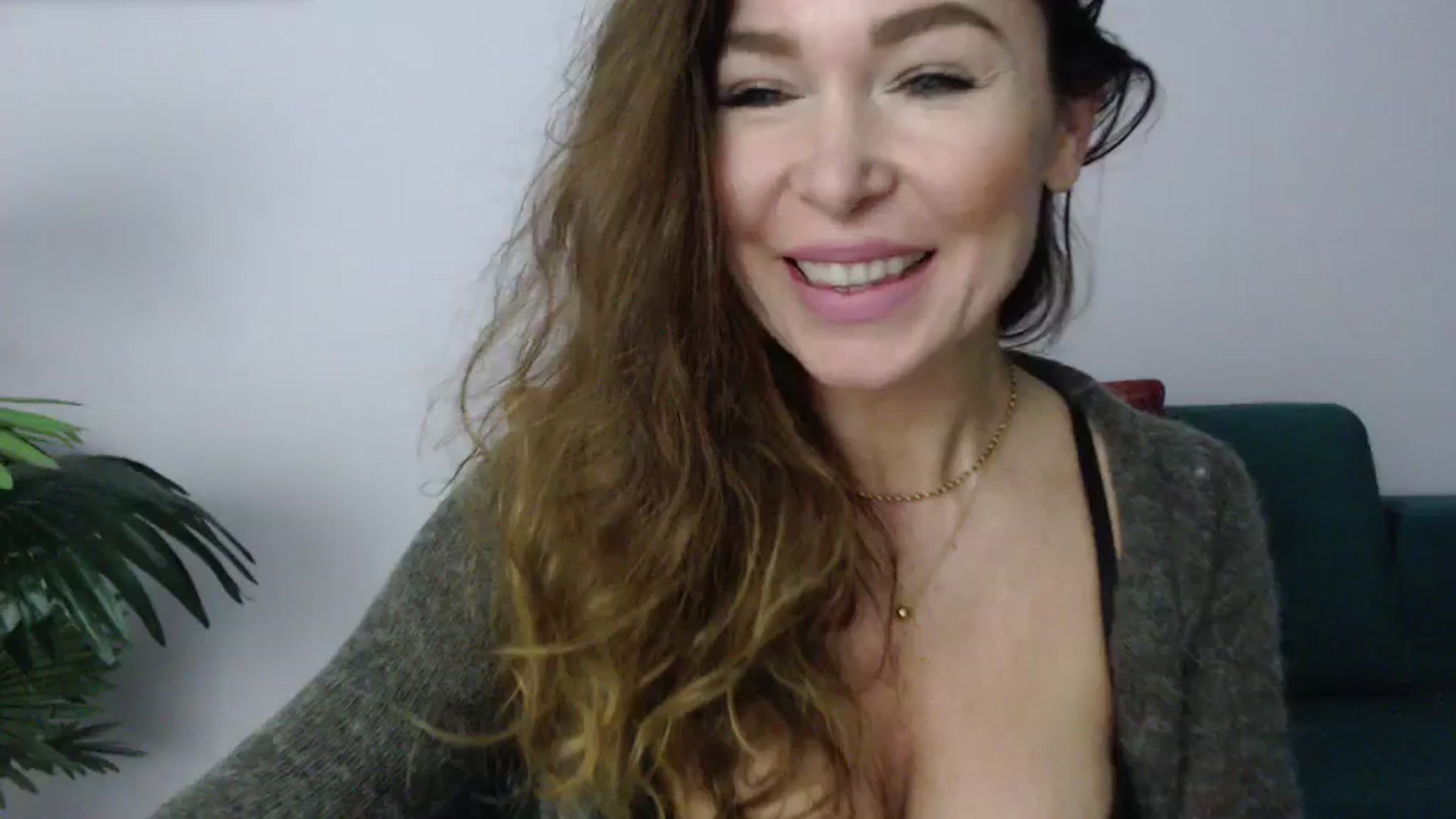Gallery image thumbnail from Delilah_sweet's myfreecams stream on, 10/23/2024, 17:08 image 5 of 20