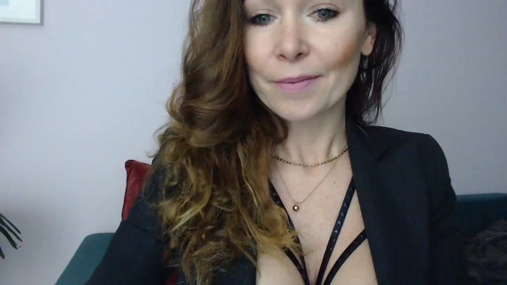 Gallery image thumbnail from Delilah_sweet's myfreecams stream on, 10/24/2024, 13:30 image 17 of 20
