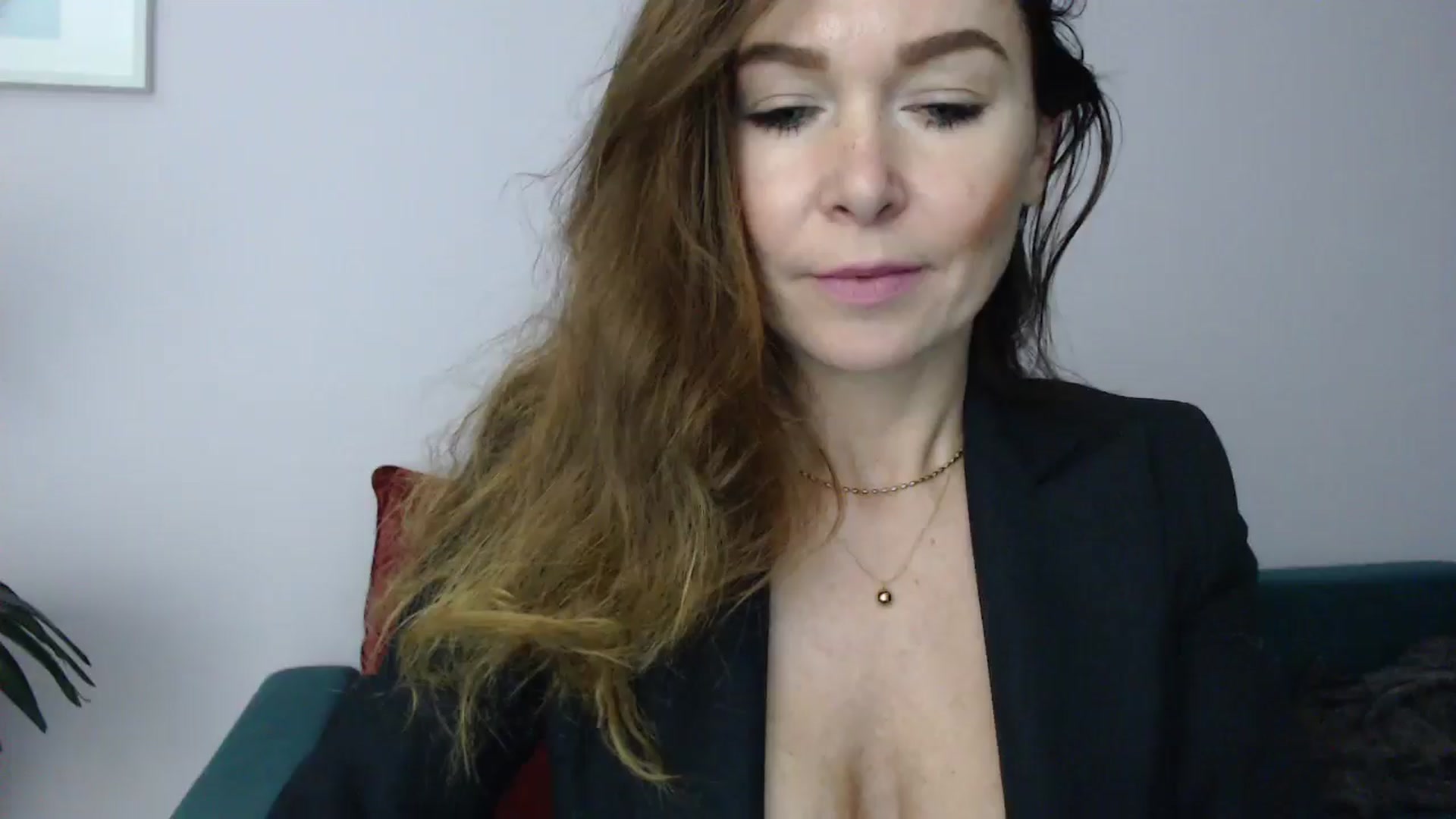 Gallery image thumbnail from Delilah_sweet's myfreecams stream on, 10/24/2024, 15:07 image 13 of 20