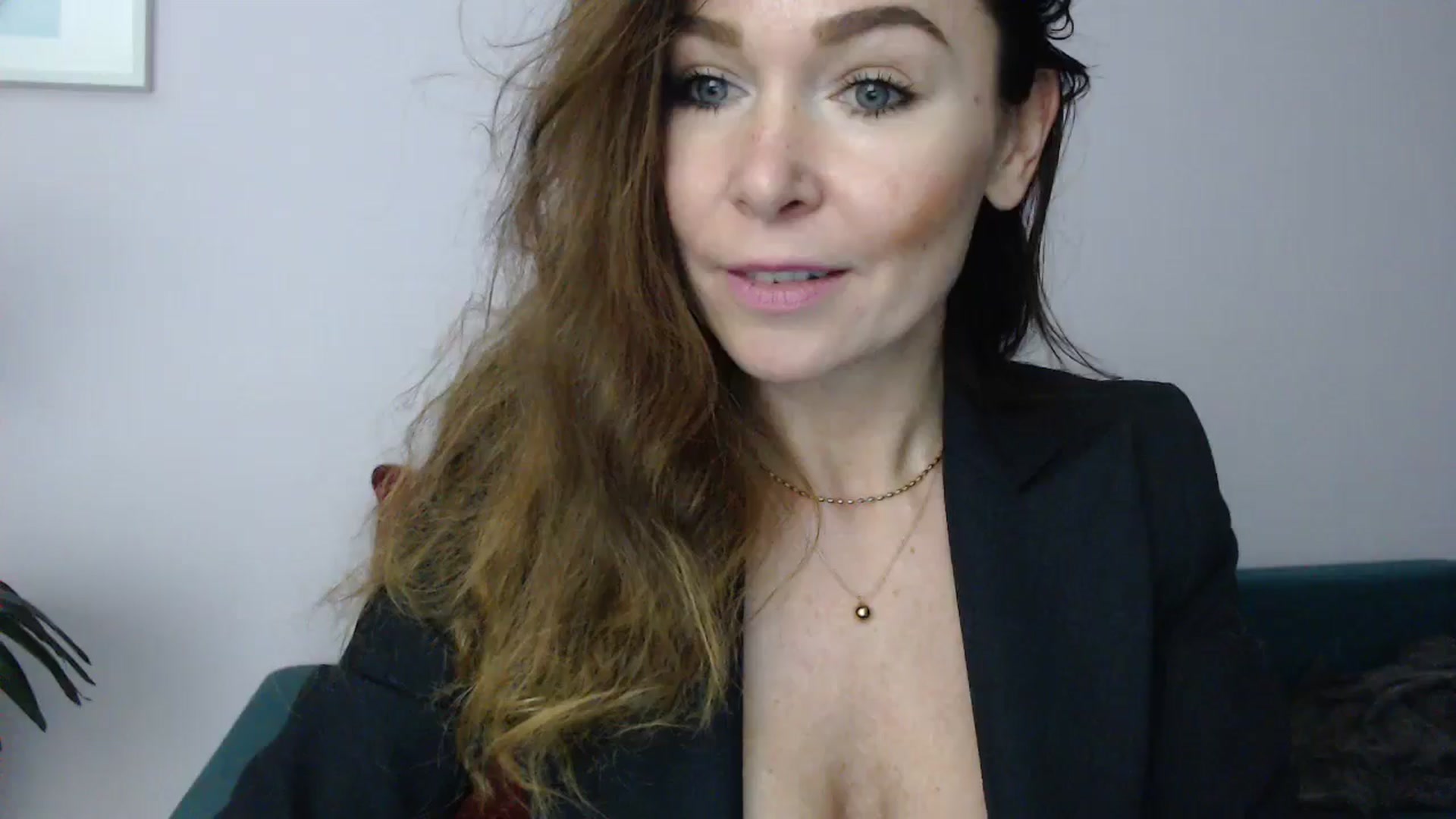 Gallery image thumbnail from Delilah_sweet's myfreecams stream on, 10/24/2024, 15:07 image 9 of 20