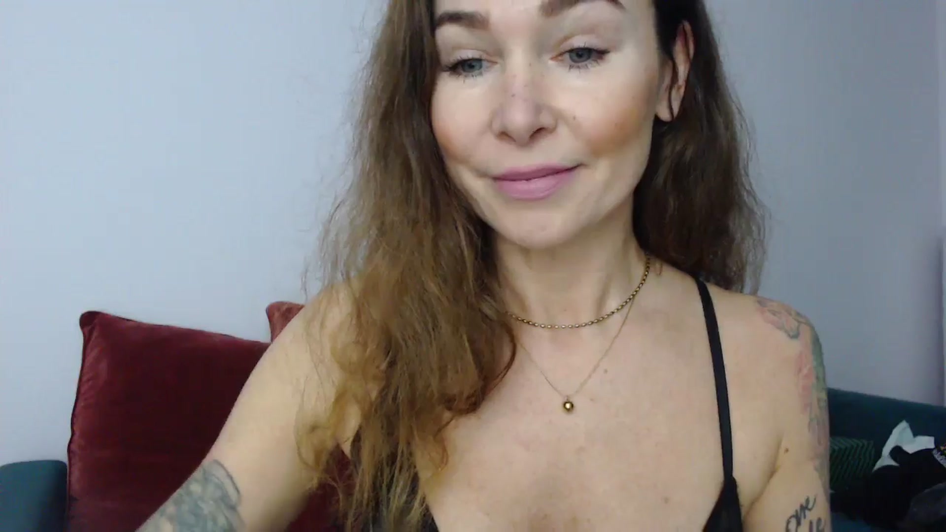 Gallery image thumbnail from Delilah_sweet's myfreecams stream on, 11/04/2024, 16:29 image 4 of 20