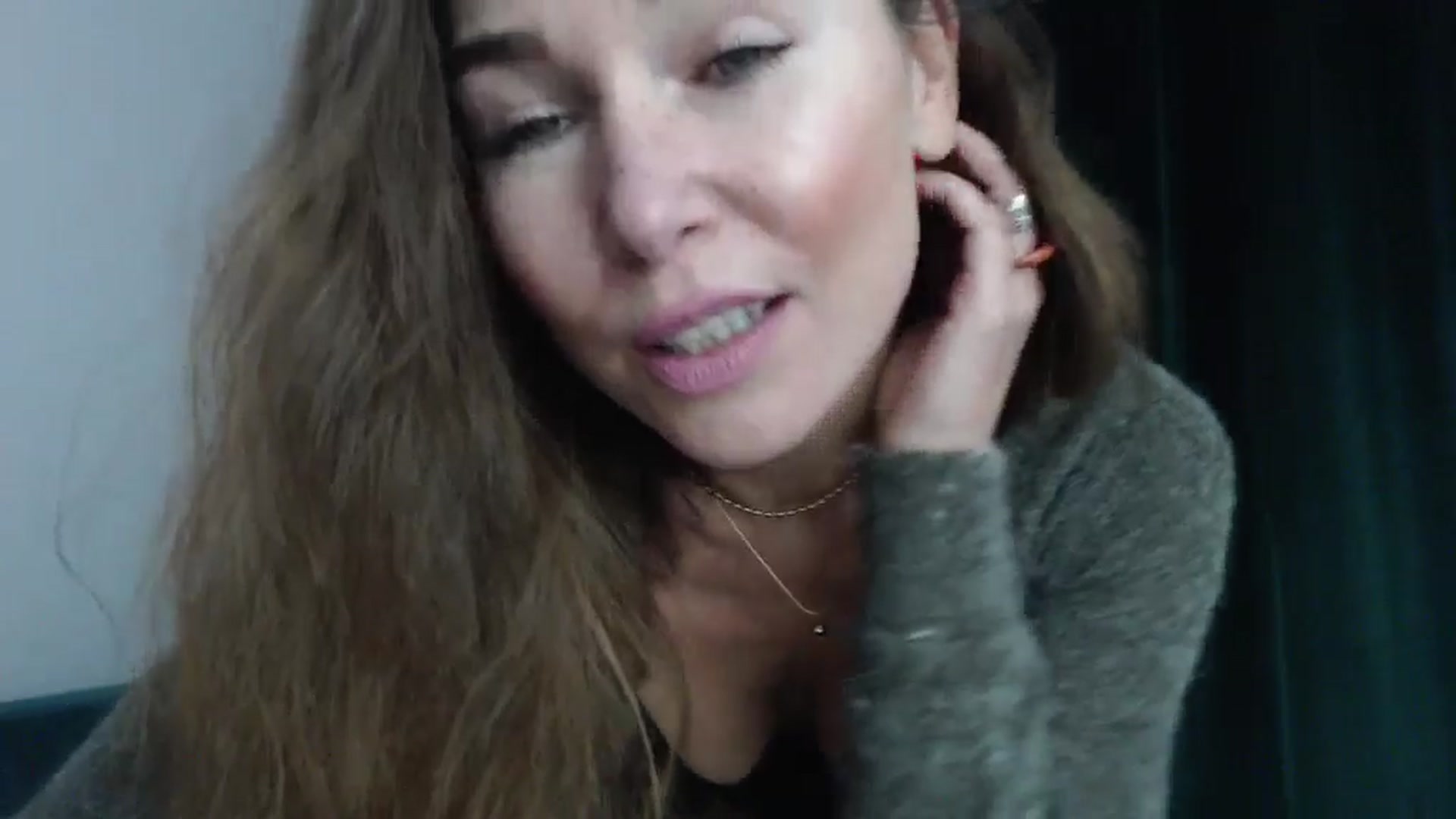 Gallery image thumbnail from Delilah_sweet's myfreecams stream on, 11/04/2024, 18:43 image 12 of 20