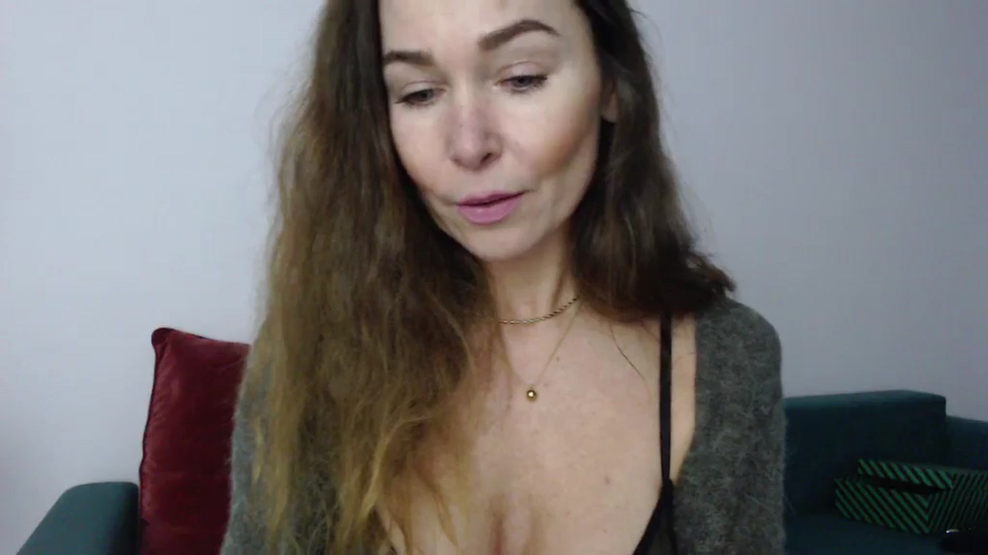 Gallery image thumbnail from Delilah_sweet's myfreecams stream on, 11/04/2024, 18:43 image 13 of 20