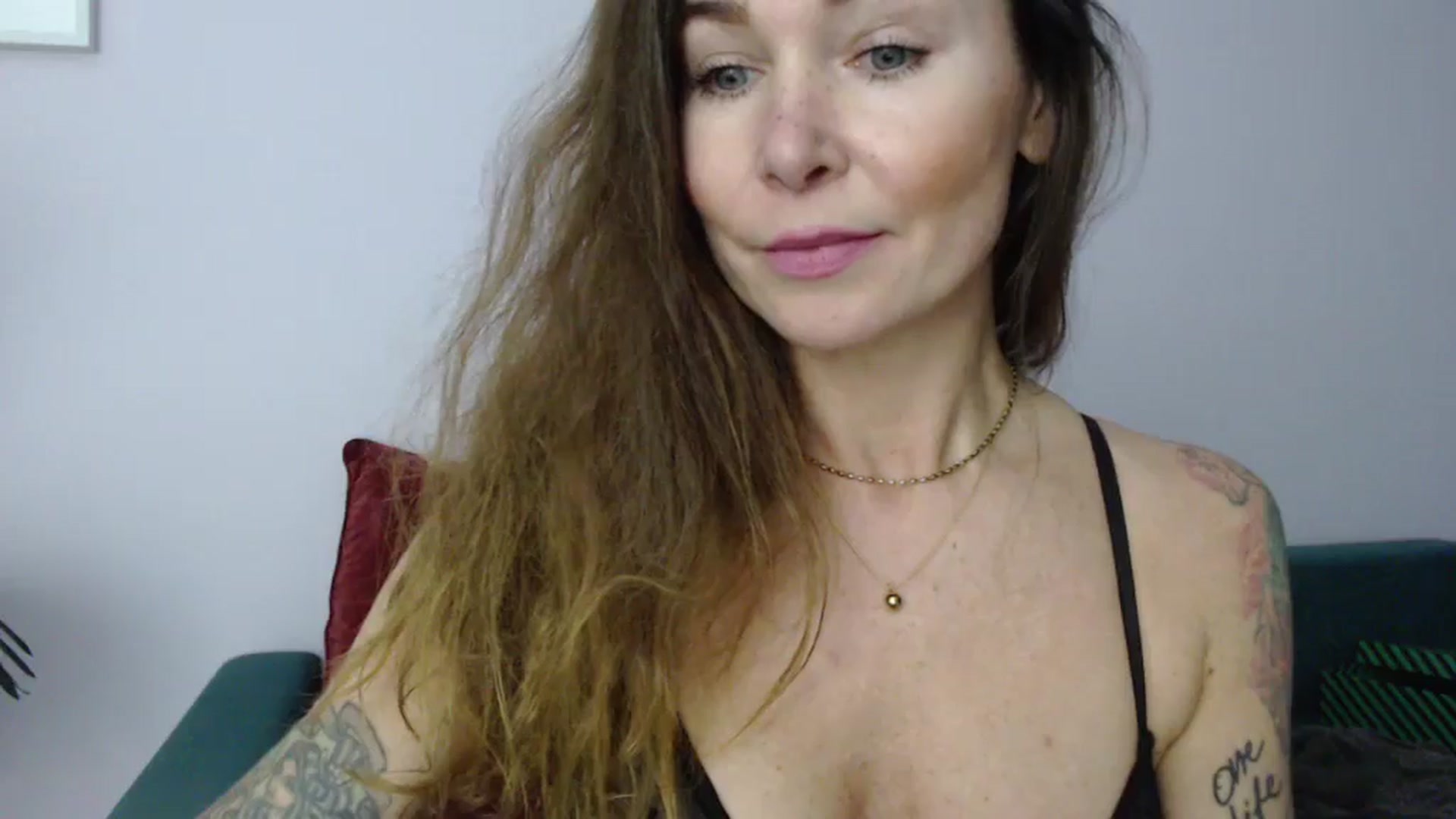 Gallery image thumbnail from Delilah_sweet's myfreecams stream on, 11/04/2024, 19:13 image 6 of 20