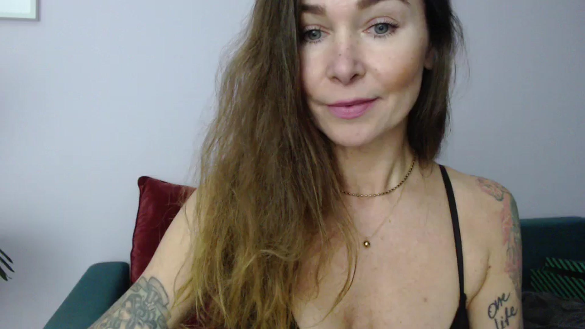 Gallery image thumbnail from Delilah_sweet's myfreecams stream on, 11/04/2024, 19:13 image 13 of 20