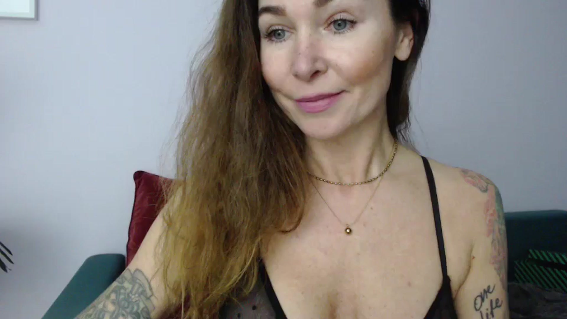 Gallery image thumbnail from Delilah_sweet's myfreecams stream on, 11/04/2024, 19:13 image 2 of 20