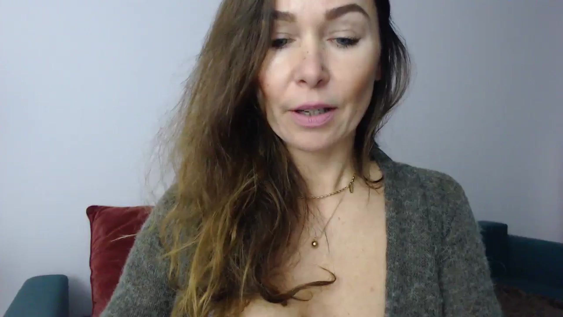 Gallery image thumbnail from Delilah_sweet's myfreecams stream on, 11/05/2024, 15:49 image 18 of 20