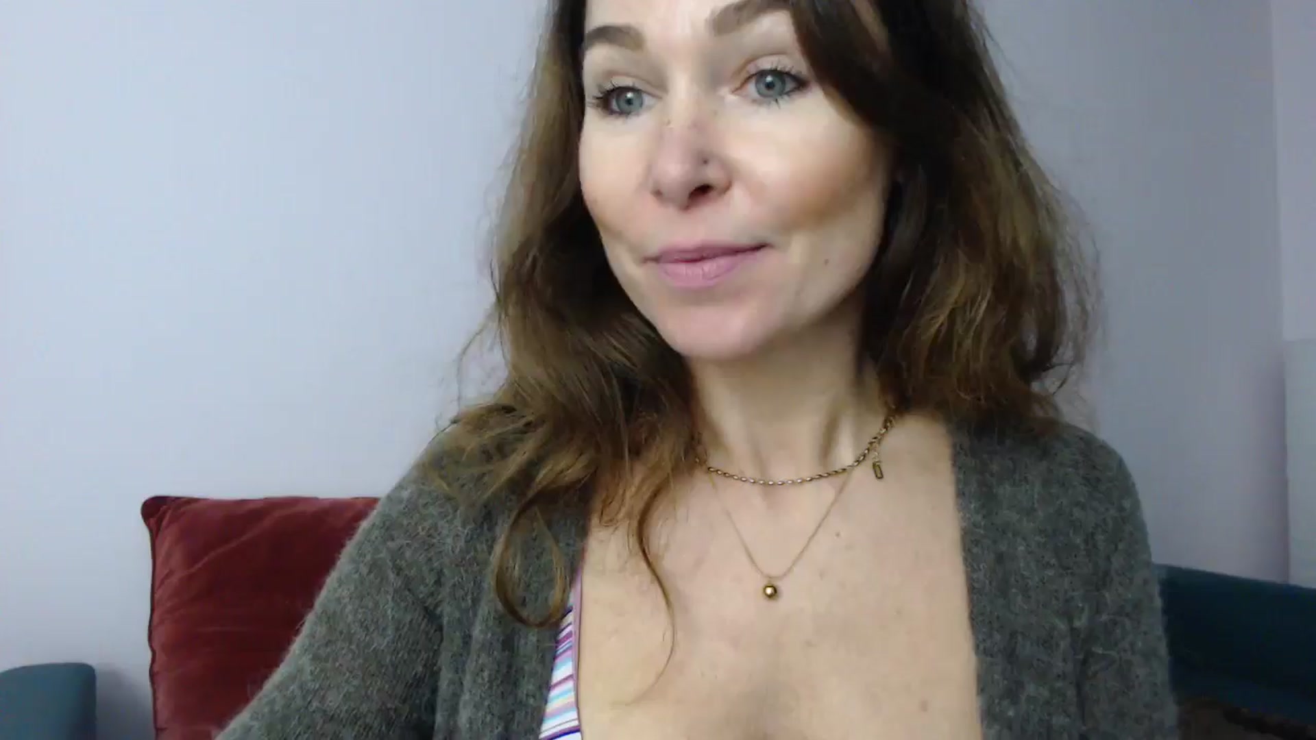 Gallery image thumbnail from Delilah_sweet's myfreecams stream on, 11/05/2024, 15:49 image 1 of 20