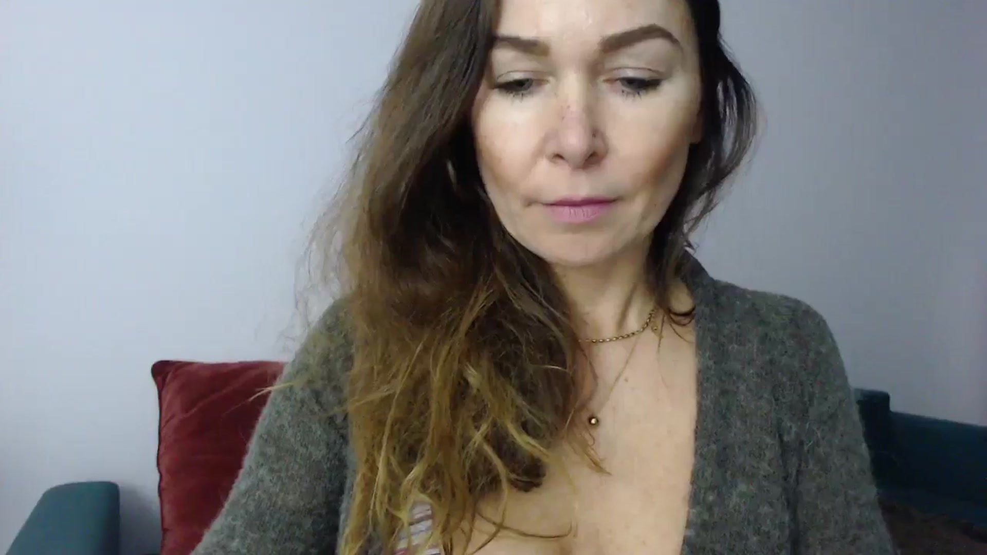 Gallery image thumbnail from Delilah_sweet's myfreecams stream on, 11/05/2024, 15:49 image 16 of 20