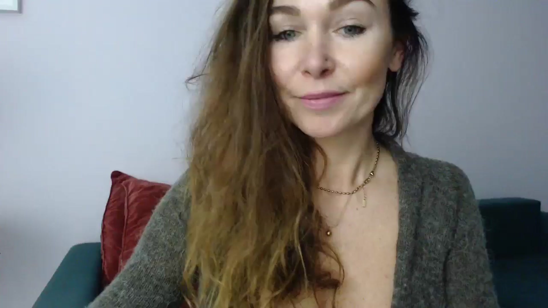 Gallery image thumbnail from Delilah_sweet's myfreecams stream on, 11/05/2024, 18:22 image 1 of 20