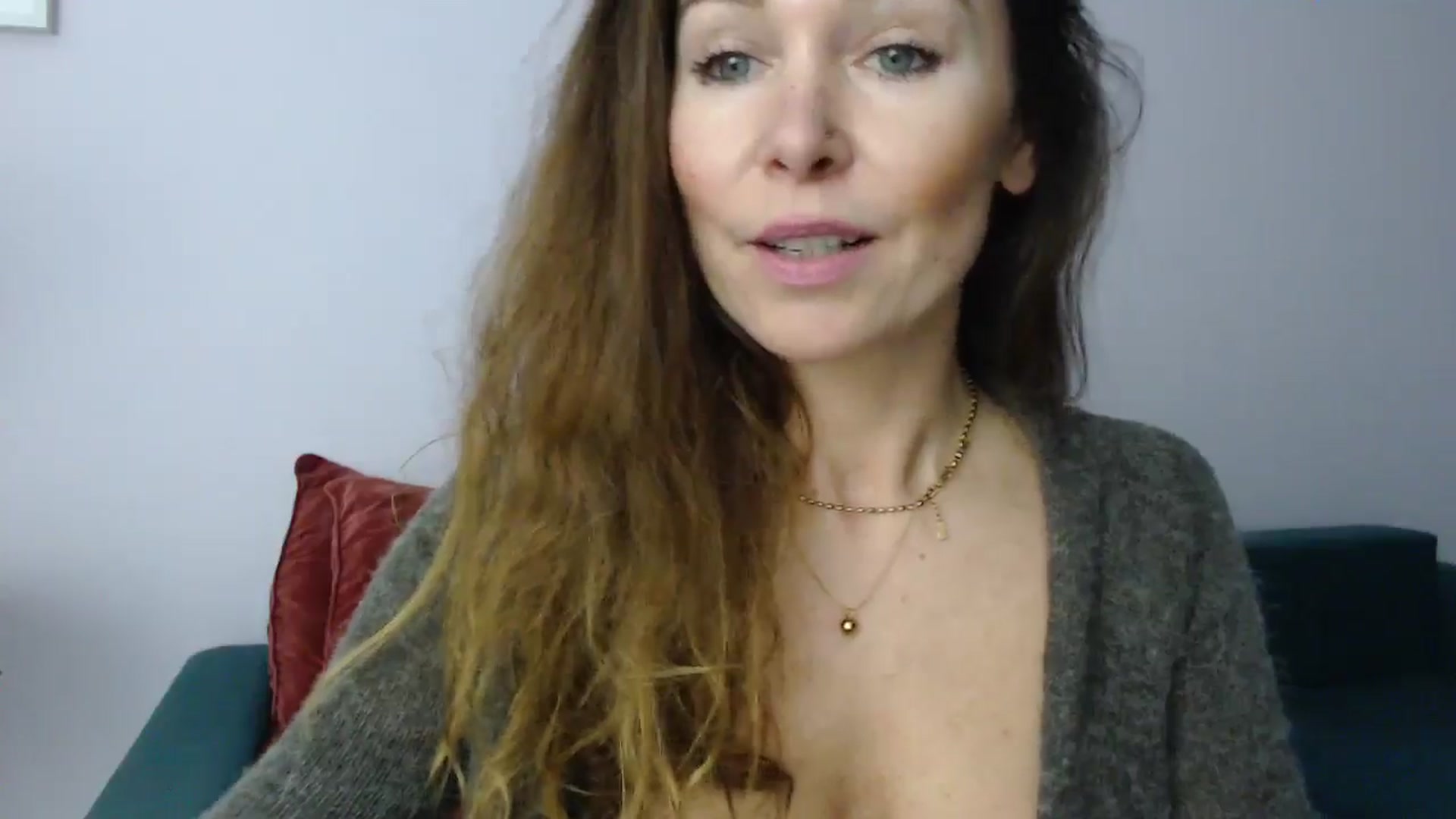 Gallery image thumbnail from Delilah_sweet's myfreecams stream on, 11/05/2024, 18:22 image 2 of 20