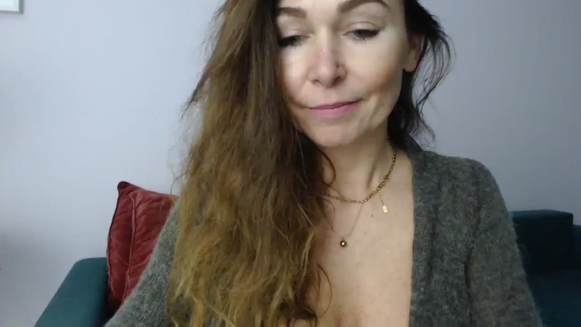 Gallery image thumbnail from Delilah_sweet's myfreecams stream on, 11/05/2024, 18:22 image 7 of 20