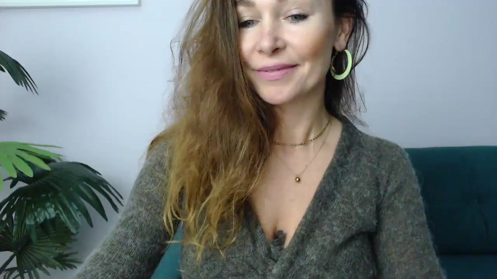 Gallery image thumbnail from Delilah_sweet's myfreecams stream on, 11/06/2024, 18:43 image 7 of 20