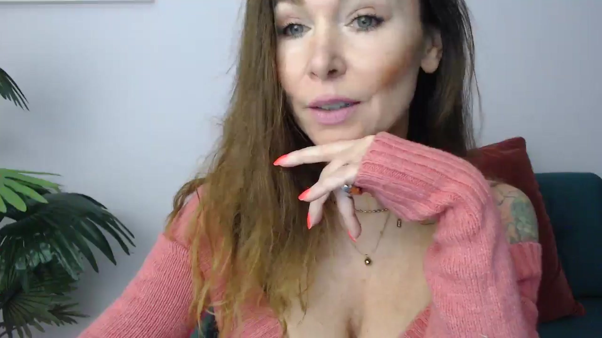 Gallery image thumbnail from Delilah_sweet's myfreecams stream on, 11/07/2024, 17:01 image 7 of 20