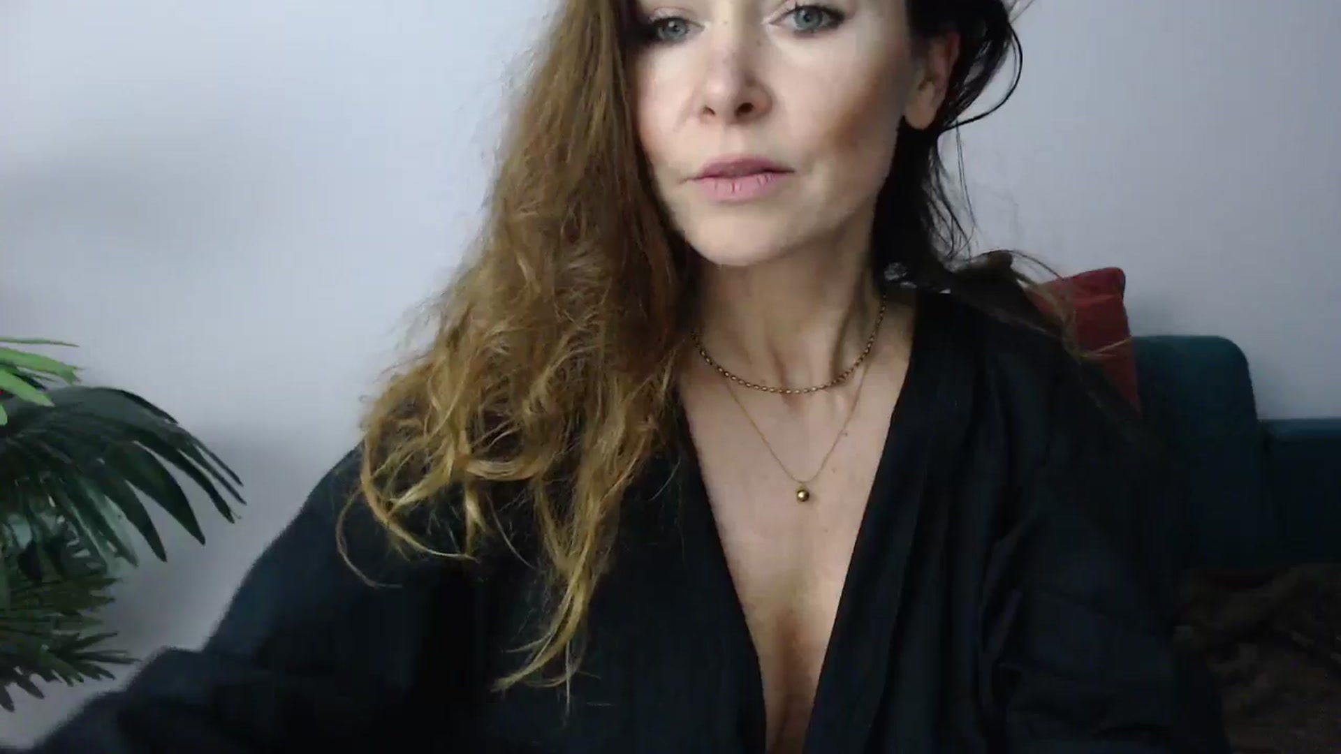 Gallery image thumbnail from Delilah_sweet's myfreecams stream on, 11/11/2024, 17:34 image 17 of 20