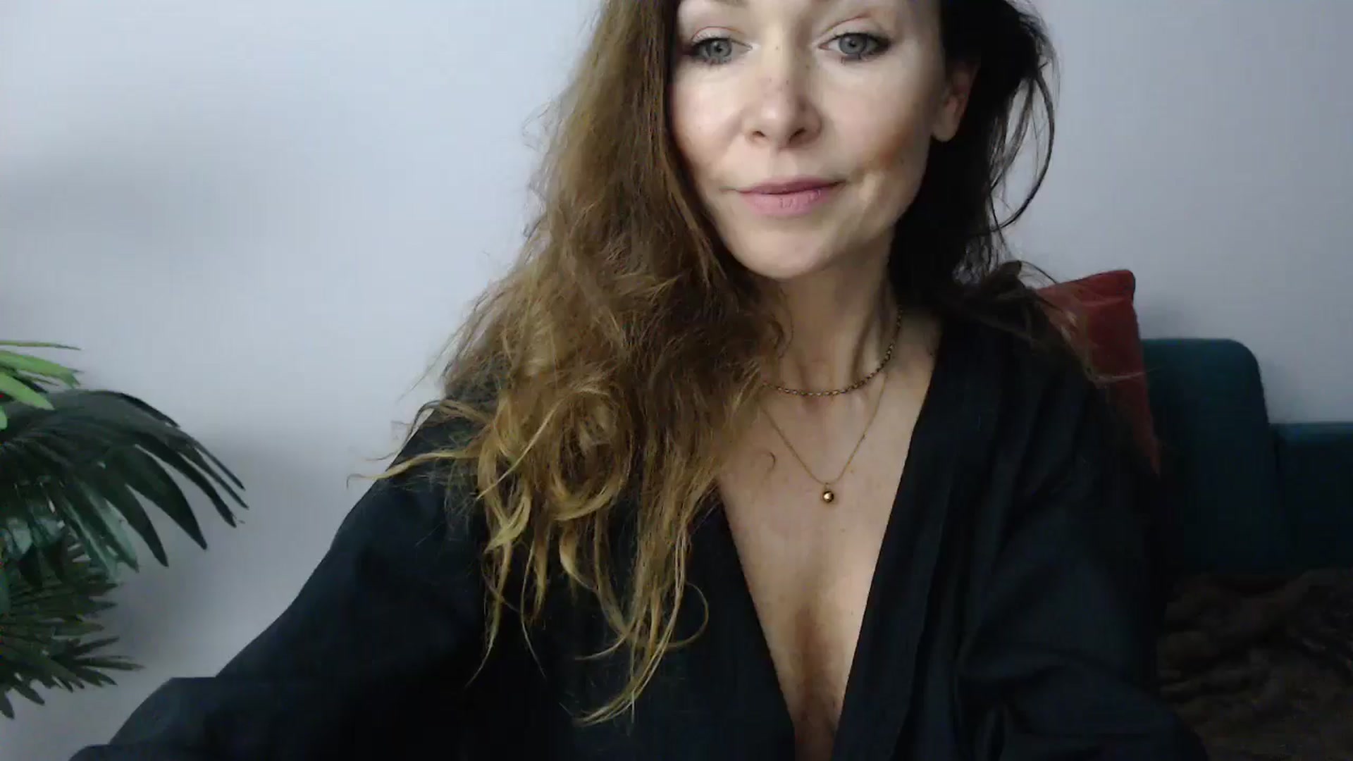 Gallery image thumbnail from Delilah_sweet's myfreecams stream on, 11/11/2024, 17:34 image 19 of 20
