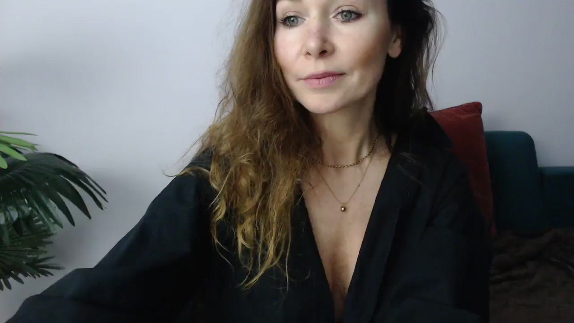 Gallery image thumbnail from Delilah_sweet's myfreecams stream on, 11/11/2024, 18:03 image 2 of 20