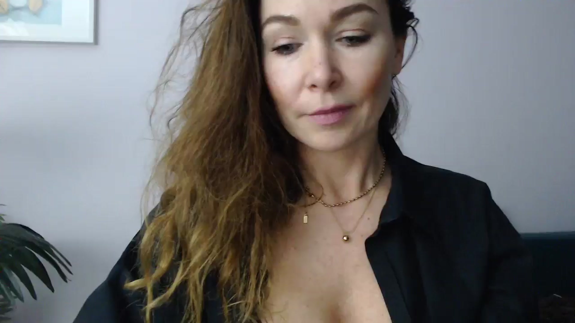 Gallery image thumbnail from Delilah_sweet's myfreecams stream on, 11/12/2024, 17:06 image 16 of 20