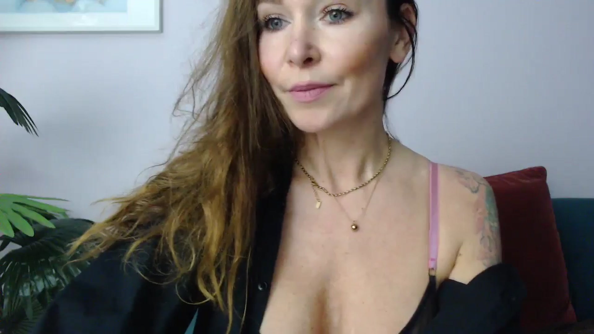 Gallery image thumbnail from Delilah_sweet's myfreecams stream on, 11/12/2024, 18:20 image 2 of 20