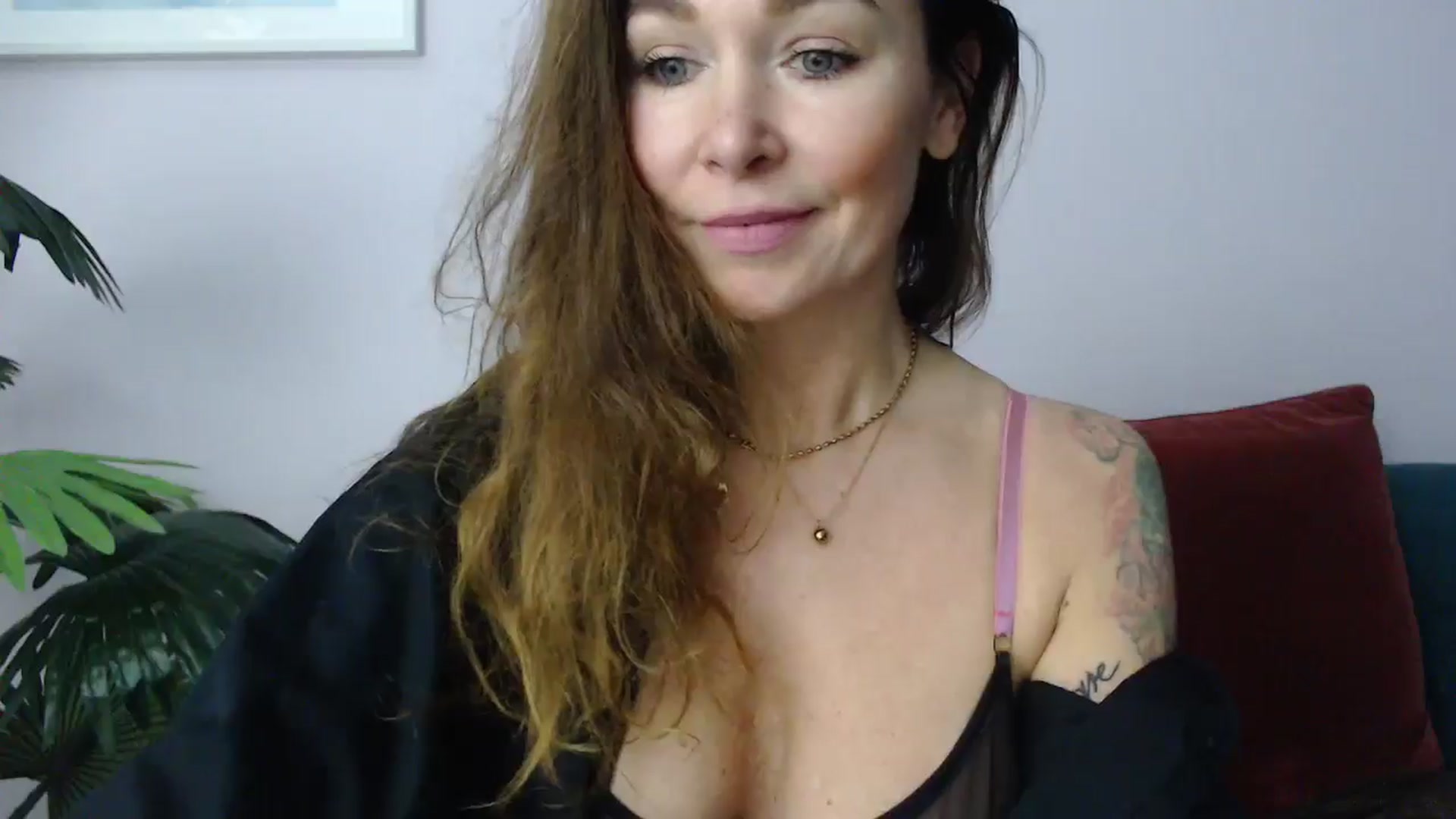 Gallery image thumbnail from Delilah_sweet's myfreecams stream on, 11/12/2024, 18:20 image 4 of 20