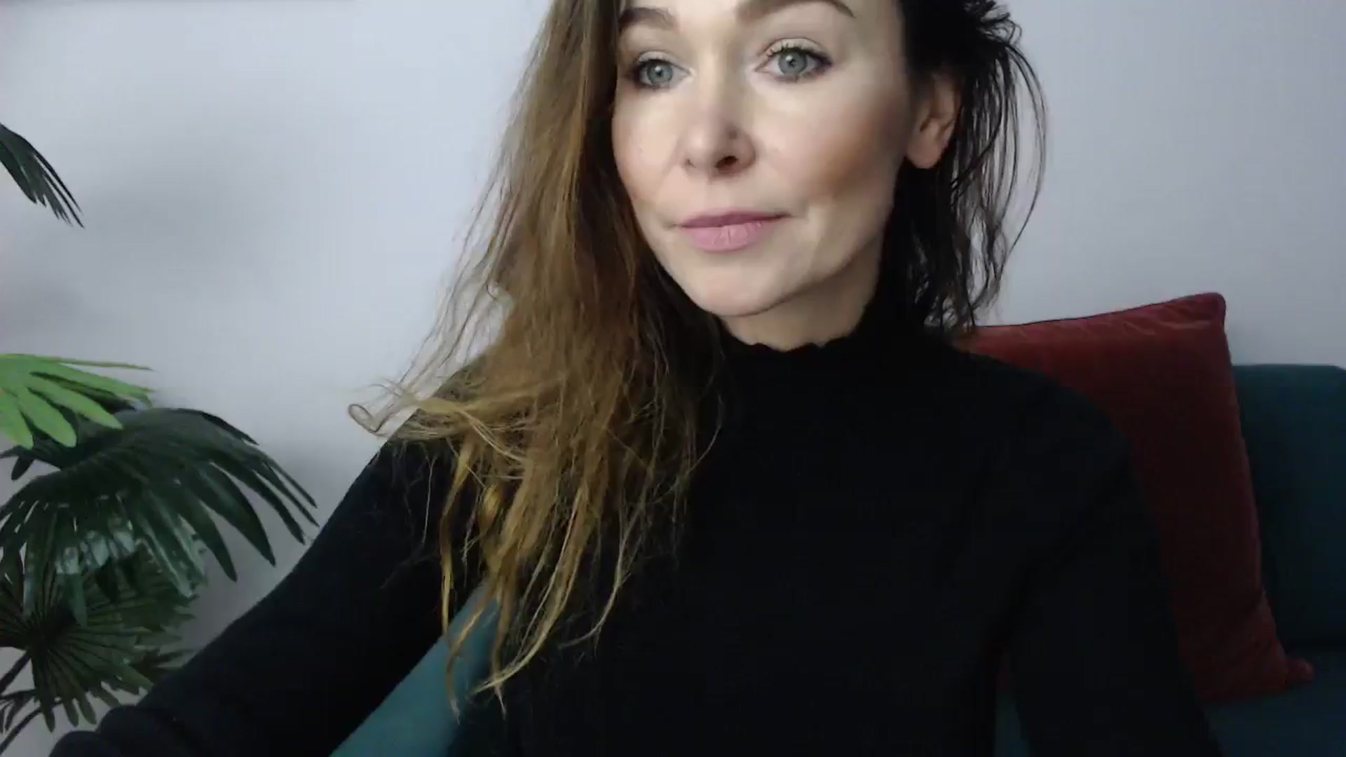 Gallery image thumbnail from Delilah_sweet's myfreecams stream on, 11/13/2024, 17:23 image 3 of 20