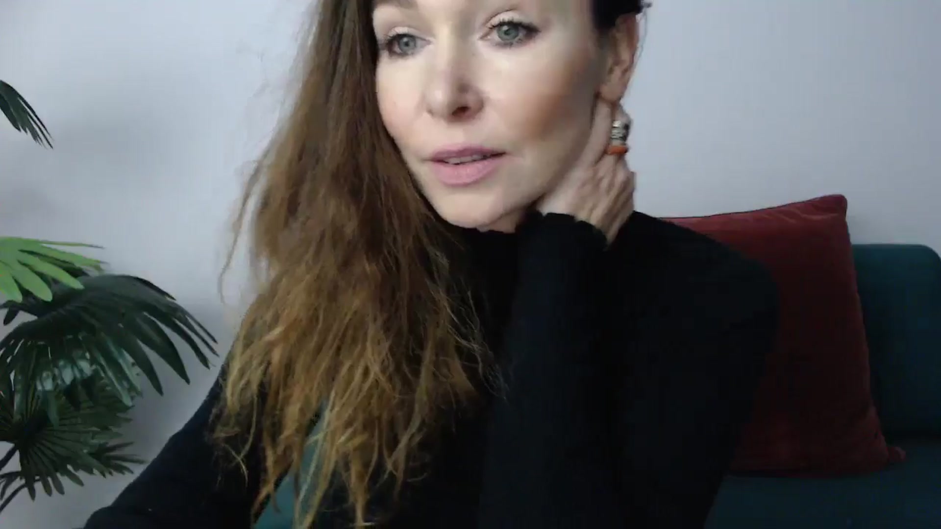 Gallery image thumbnail from Delilah_sweet's myfreecams stream on, 11/13/2024, 17:23 image 15 of 20