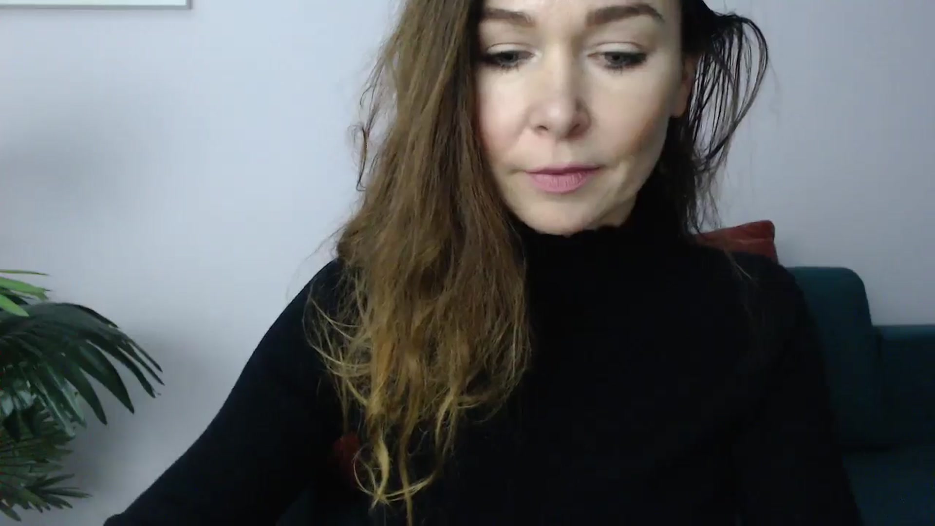 Gallery image thumbnail from Delilah_sweet's myfreecams stream on, 11/13/2024, 18:10 image 14 of 20