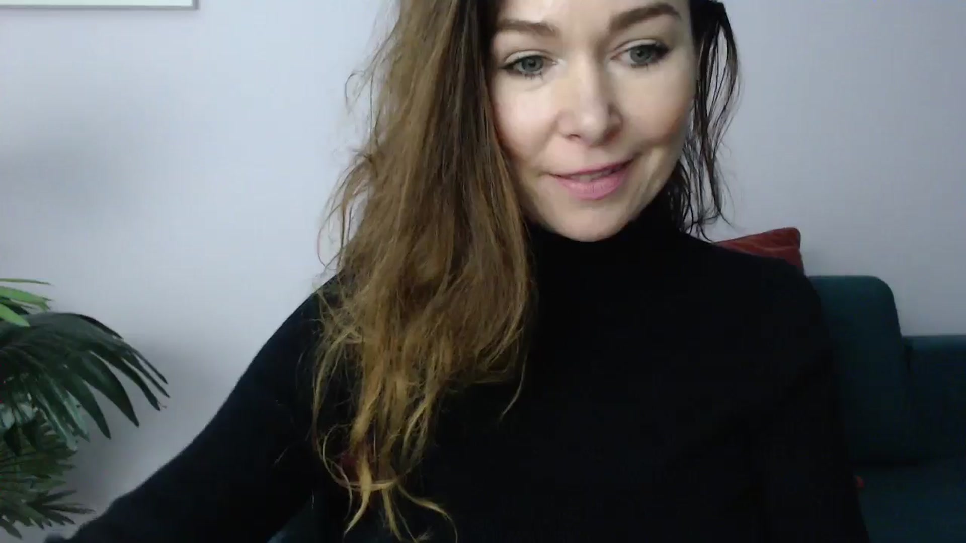 Gallery image thumbnail from Delilah_sweet's myfreecams stream on, 11/13/2024, 18:10 image 9 of 20