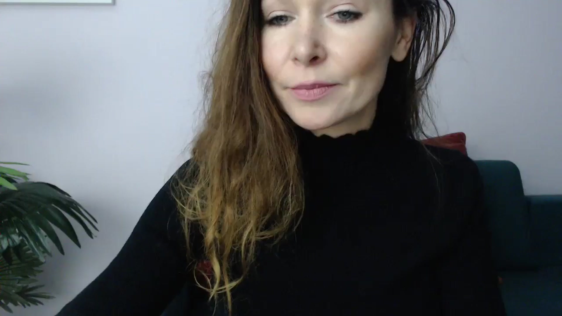 Gallery image thumbnail from Delilah_sweet's myfreecams stream on, 11/13/2024, 18:10 image 12 of 20