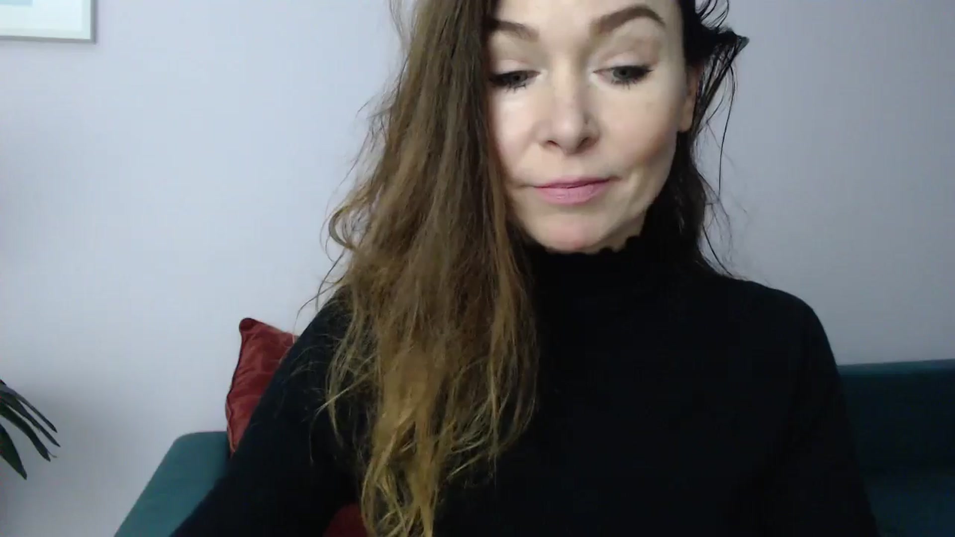 Gallery image thumbnail from Delilah_sweet's myfreecams stream on, 11/14/2024, 17:06 image 14 of 20