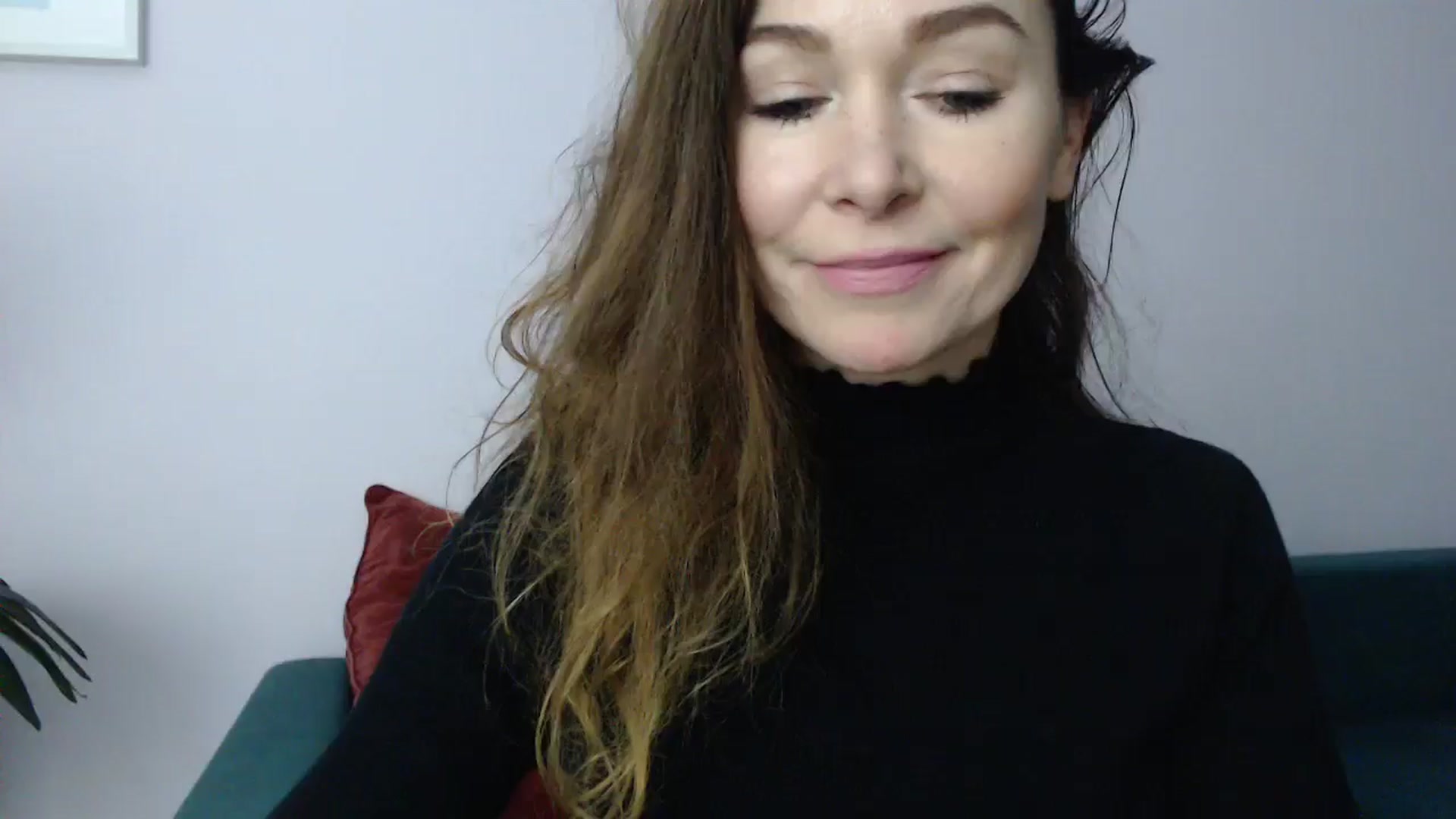 Gallery image thumbnail from Delilah_sweet's myfreecams stream on, 11/14/2024, 17:06 image 9 of 20