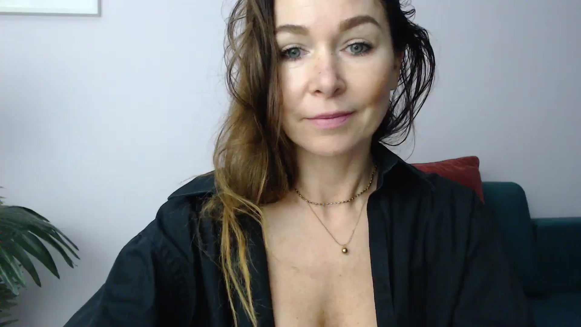 Gallery image thumbnail from Delilah_sweet's myfreecams stream on, 11/19/2024, 17:07 image 2 of 20