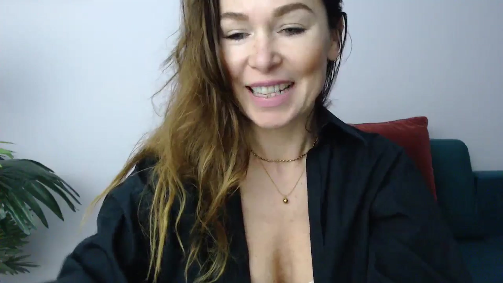 Gallery image thumbnail from Delilah_sweet's myfreecams stream on, 11/19/2024, 17:07 image 7 of 20