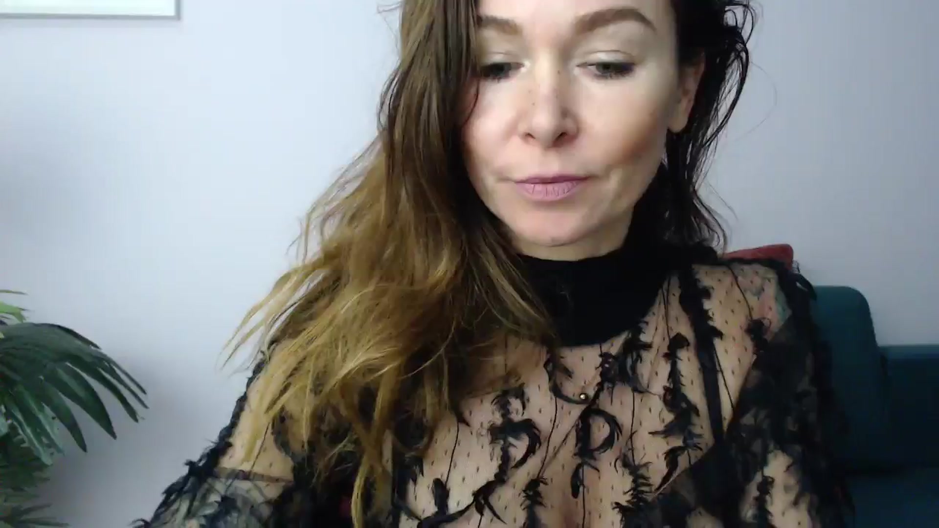 Gallery image thumbnail from Delilah_sweet's myfreecams stream on, 11/19/2024, 17:41 image 9 of 20