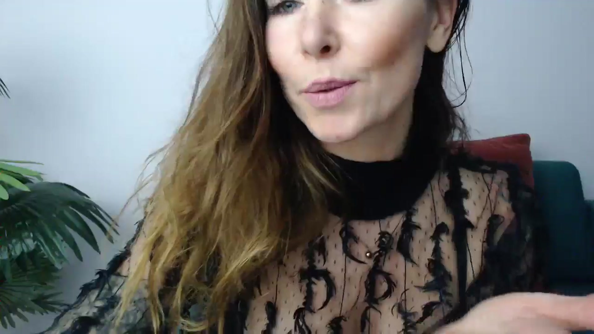 Gallery image thumbnail from Delilah_sweet's myfreecams stream on, 11/19/2024, 17:41 image 11 of 20