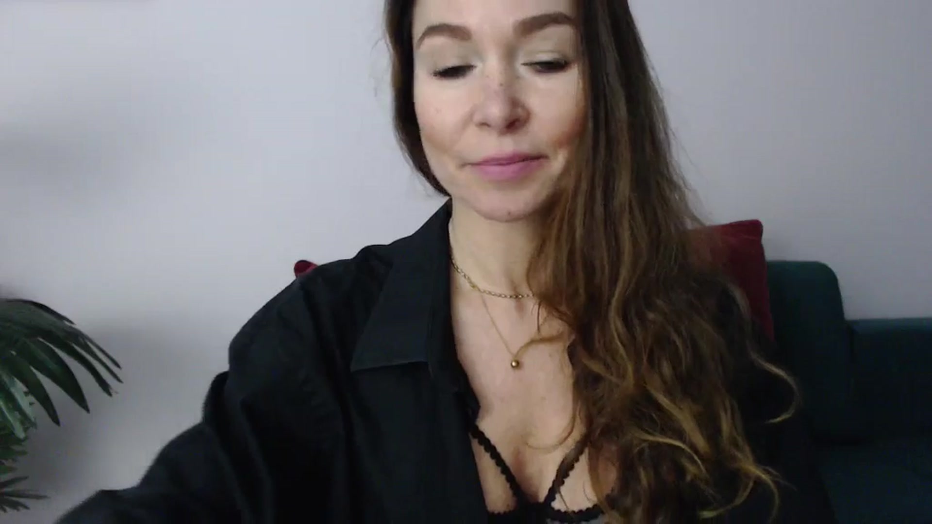 Gallery image thumbnail from Delilah_sweet's myfreecams stream on, 11/20/2024, 16:35 image 16 of 20