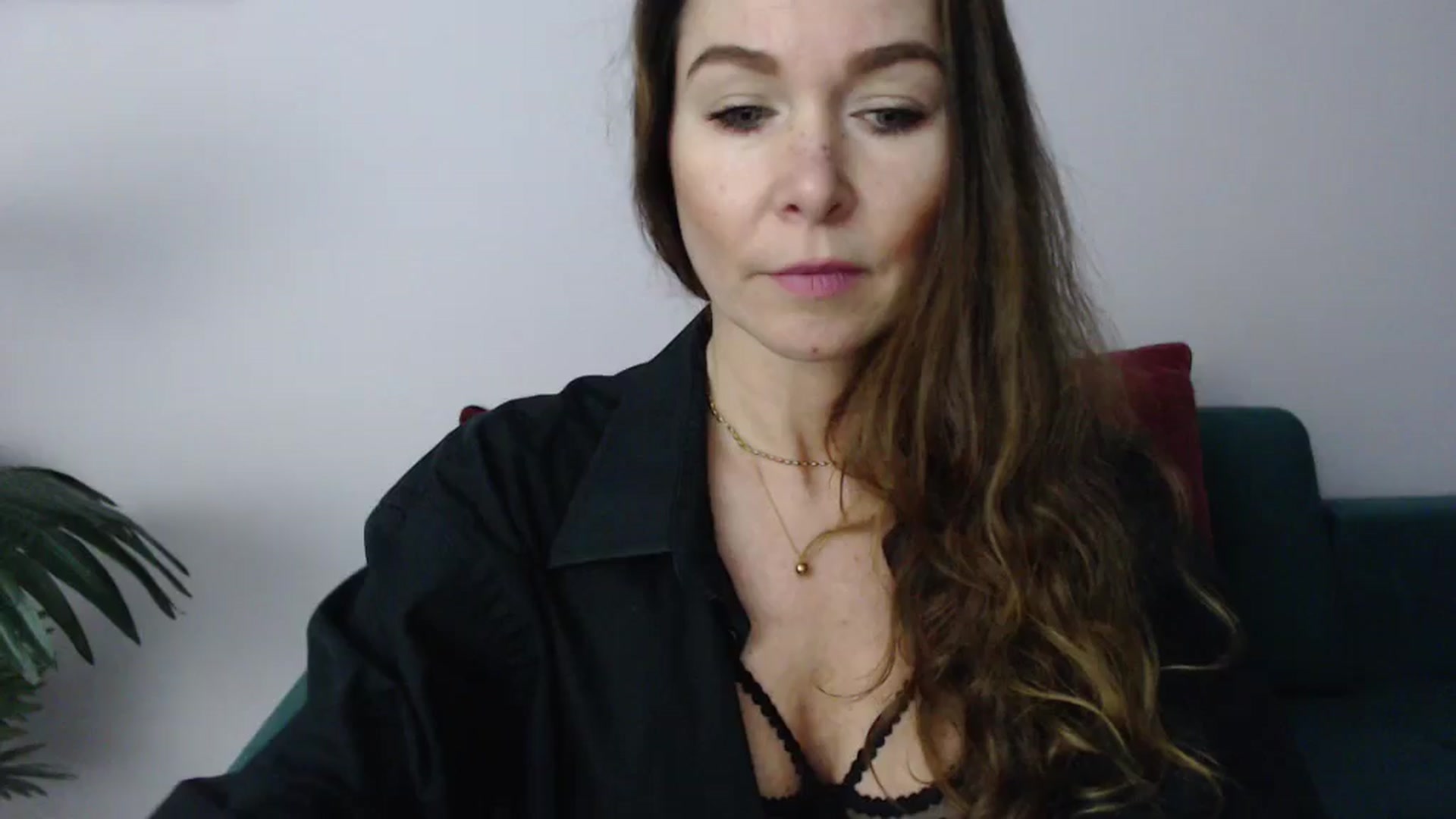 Gallery image thumbnail from Delilah_sweet's myfreecams stream on, 11/20/2024, 16:35 image 15 of 20