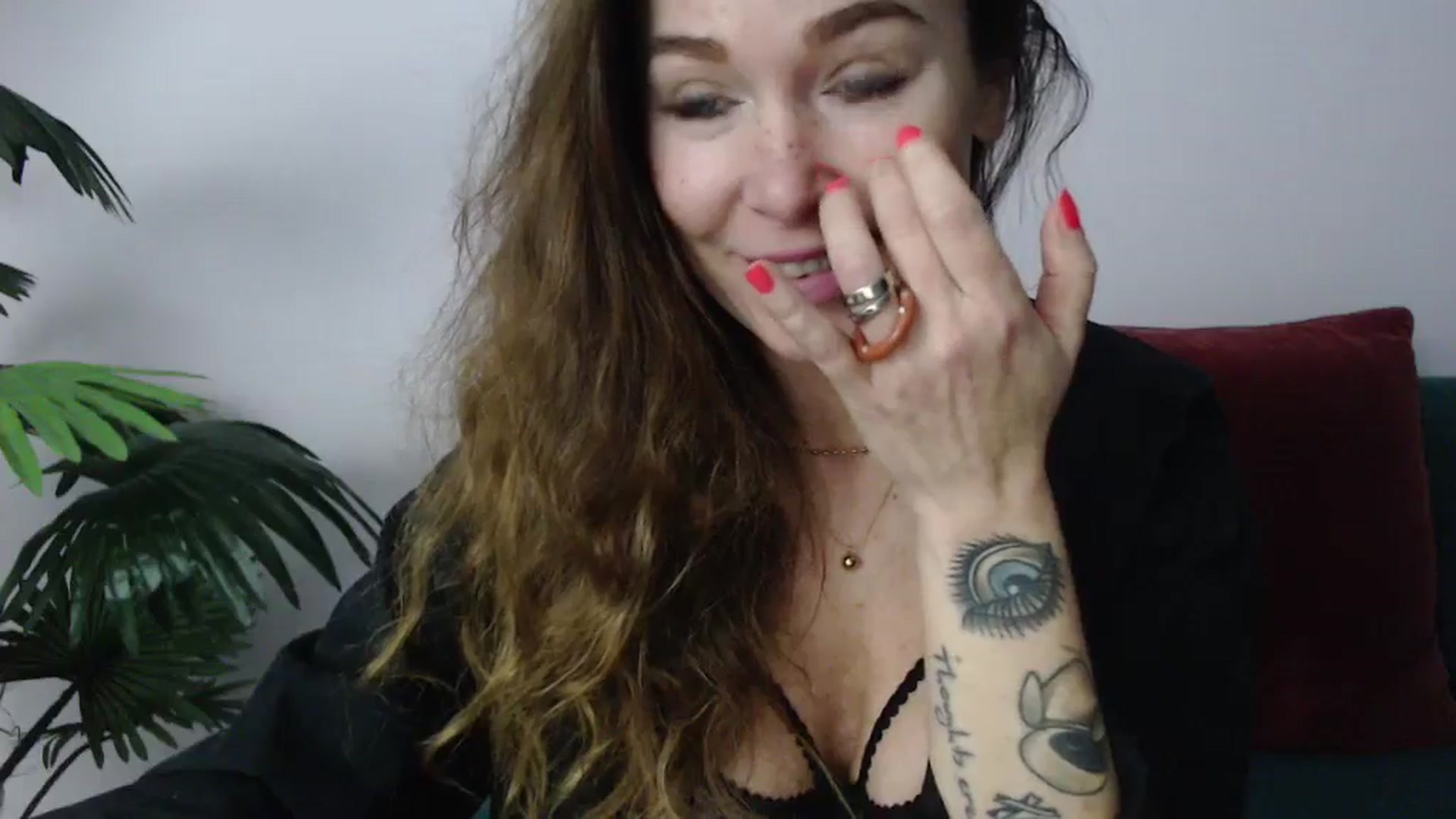 Gallery image thumbnail from Delilah_sweet's myfreecams stream on, 11/20/2024, 19:20 image 5 of 20
