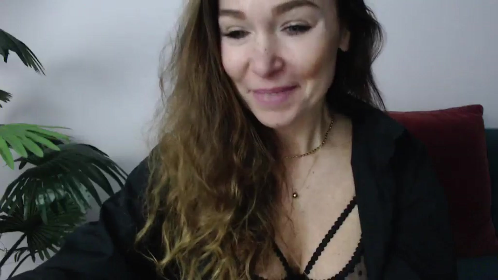 Gallery image thumbnail from Delilah_sweet's myfreecams stream on, 11/20/2024, 19:20 image 6 of 20
