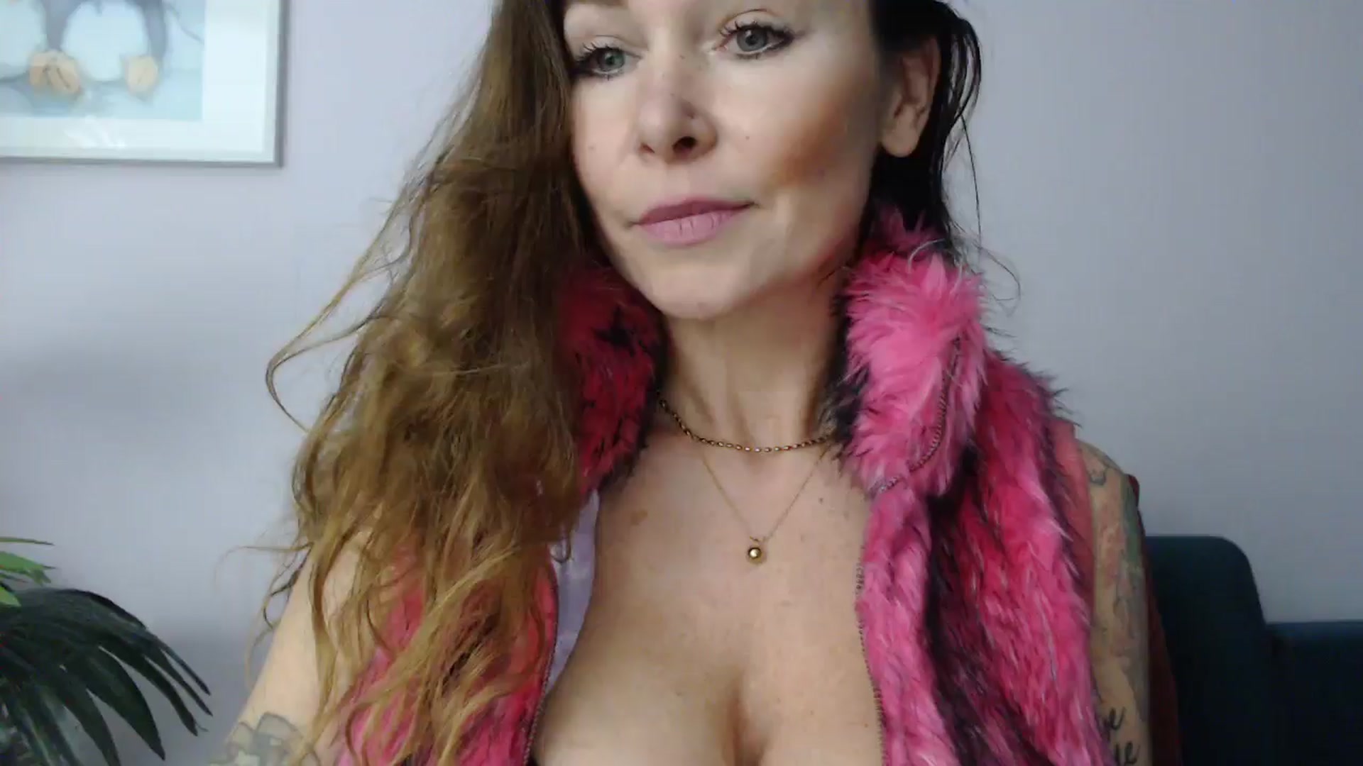 Gallery image thumbnail from Delilah_sweet's myfreecams stream on, 11/21/2024, 15:37 image 1 of 20