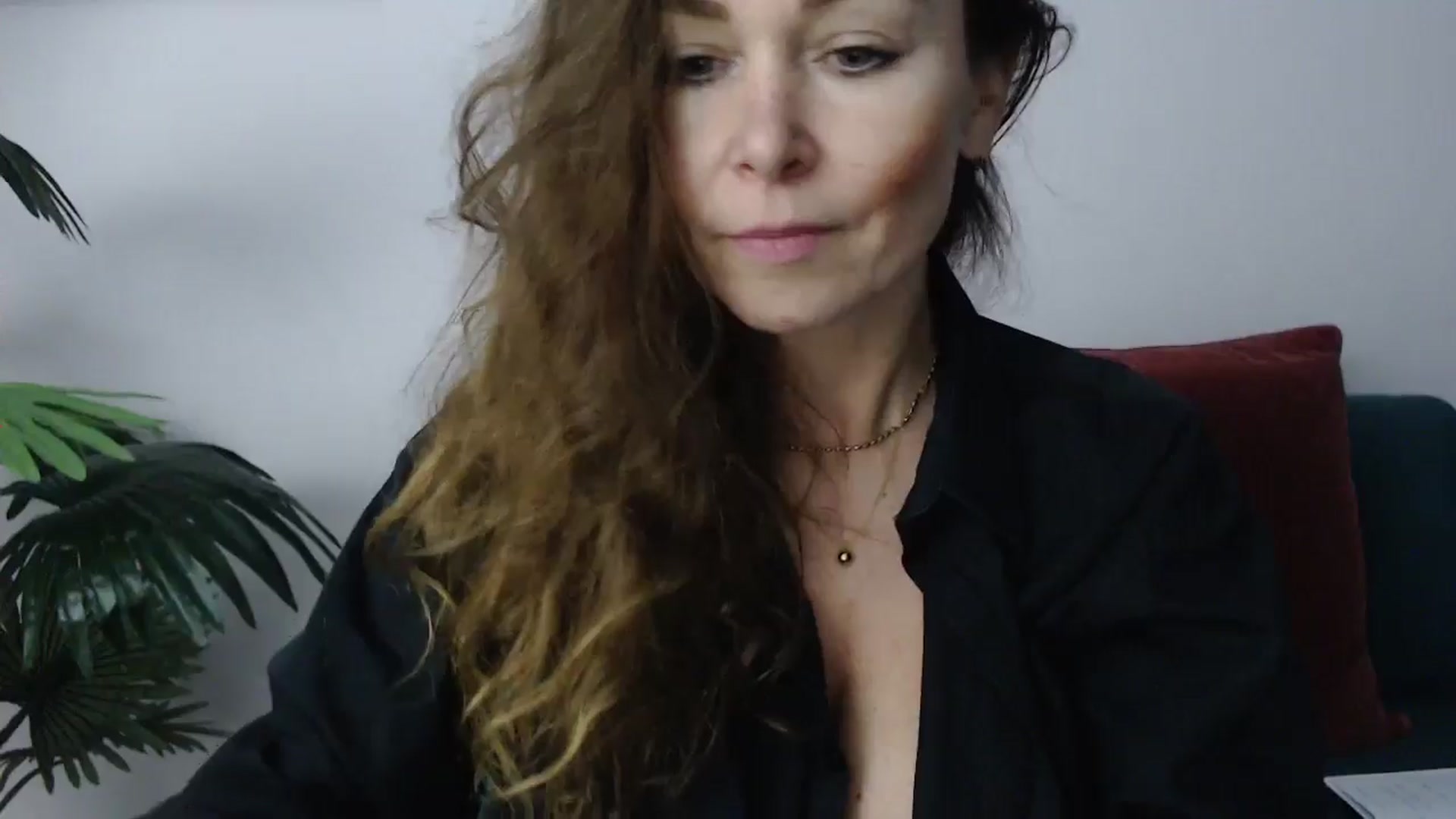 Gallery image thumbnail from Delilah_sweet's myfreecams stream on, 11/21/2024, 16:14 image 2 of 20