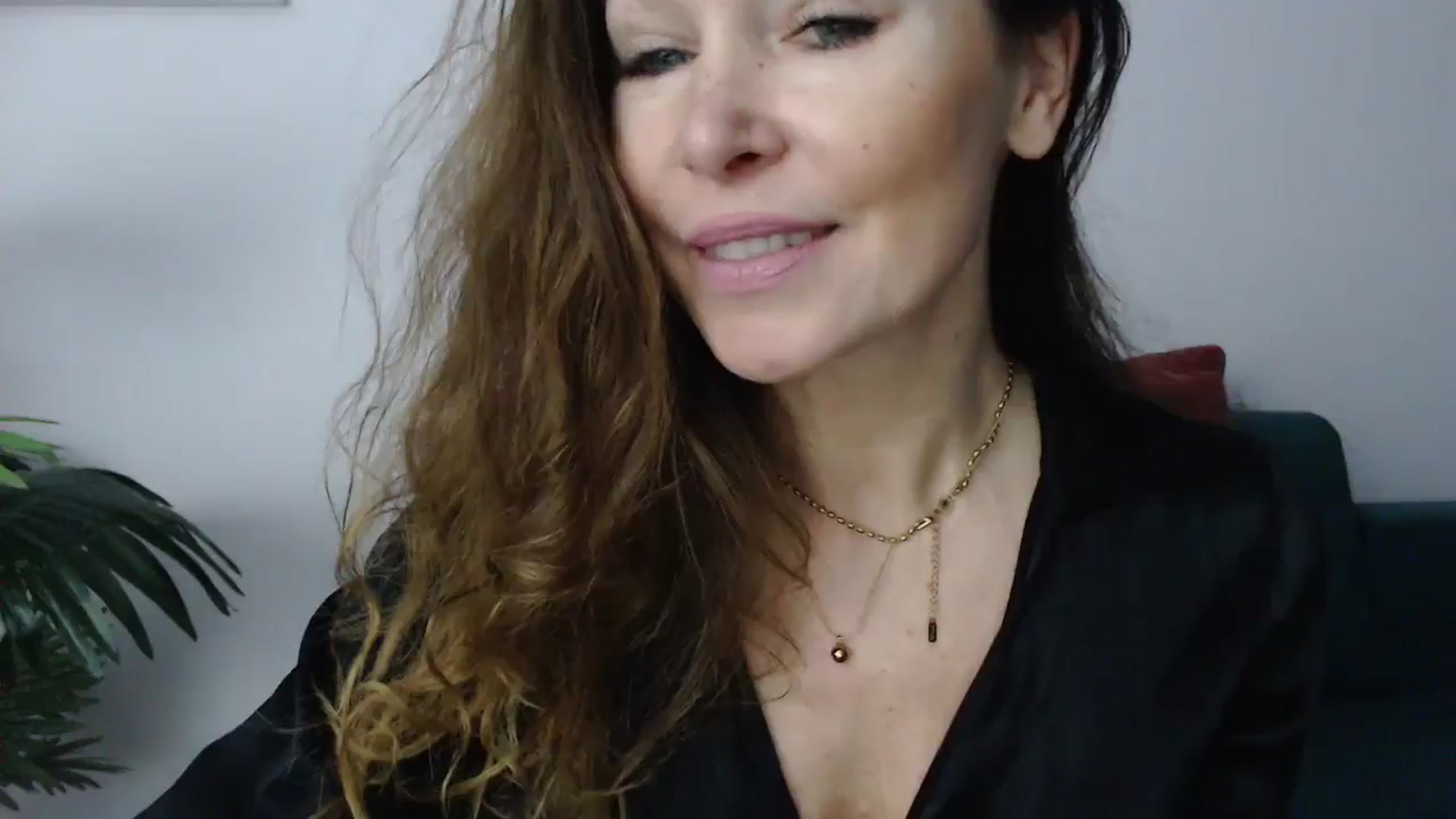 Gallery image thumbnail from Delilah_sweet's myfreecams stream on, 11/25/2024, 17:29 image 10 of 20