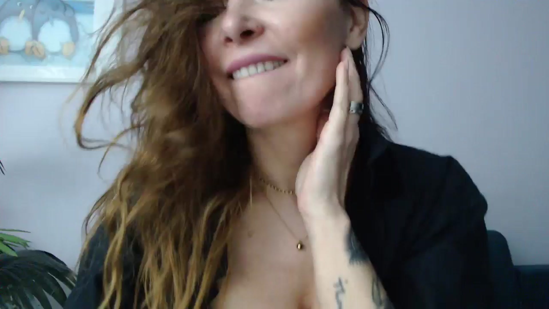 Gallery image thumbnail from Delilah_sweet's myfreecams stream on, 12/02/2024, 17:54 image 2 of 20