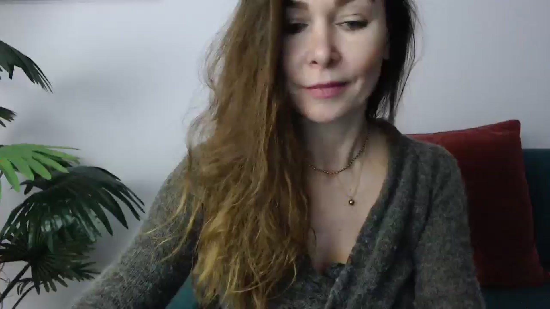 Gallery image thumbnail from Delilah_sweet's myfreecams stream on, 12/04/2024, 19:23 image 10 of 20