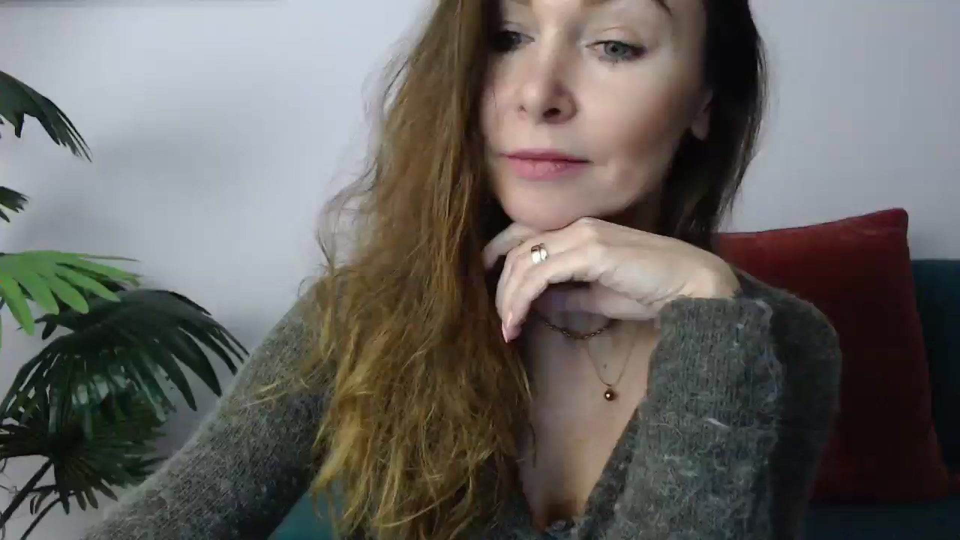 Gallery image thumbnail from Delilah_sweet's myfreecams stream on, 12/04/2024, 19:23 image 13 of 20