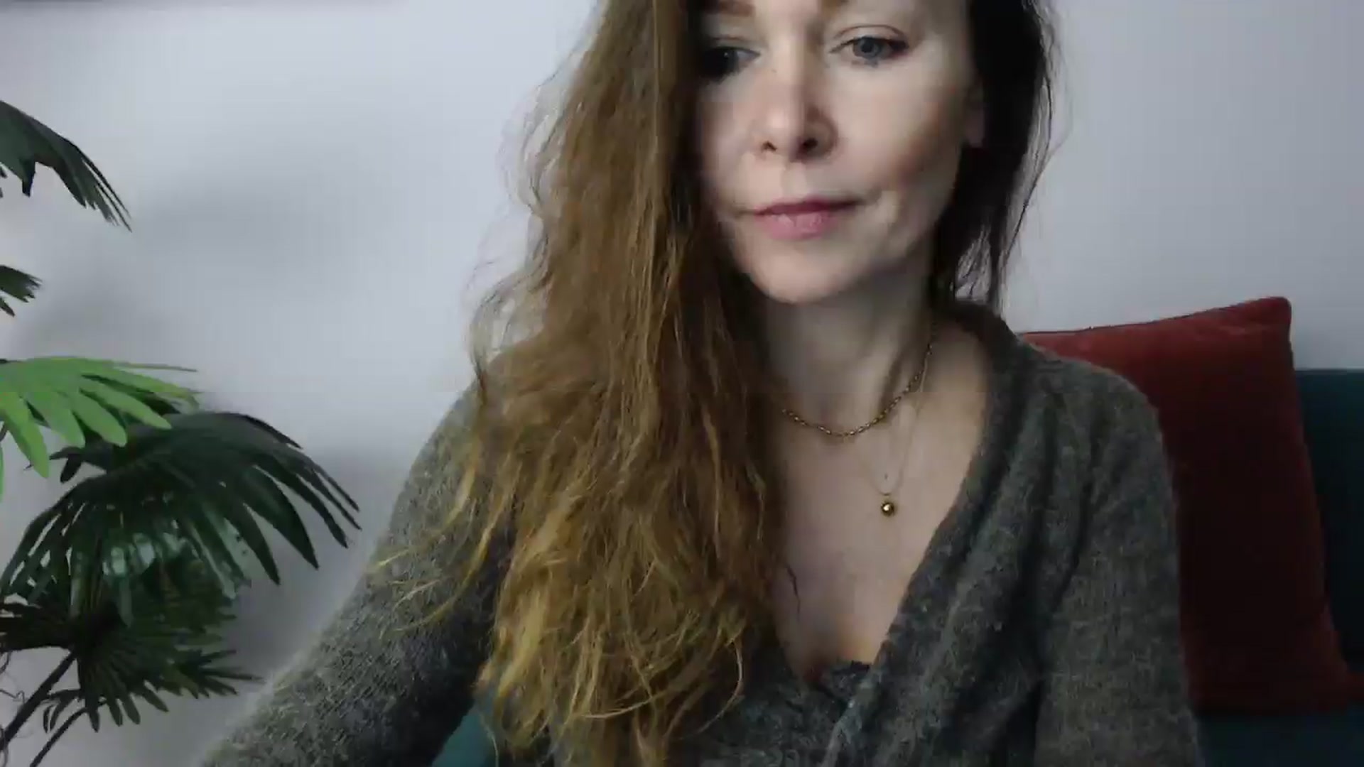 Gallery image thumbnail from Delilah_sweet's myfreecams stream on, 12/04/2024, 19:23 image 9 of 20