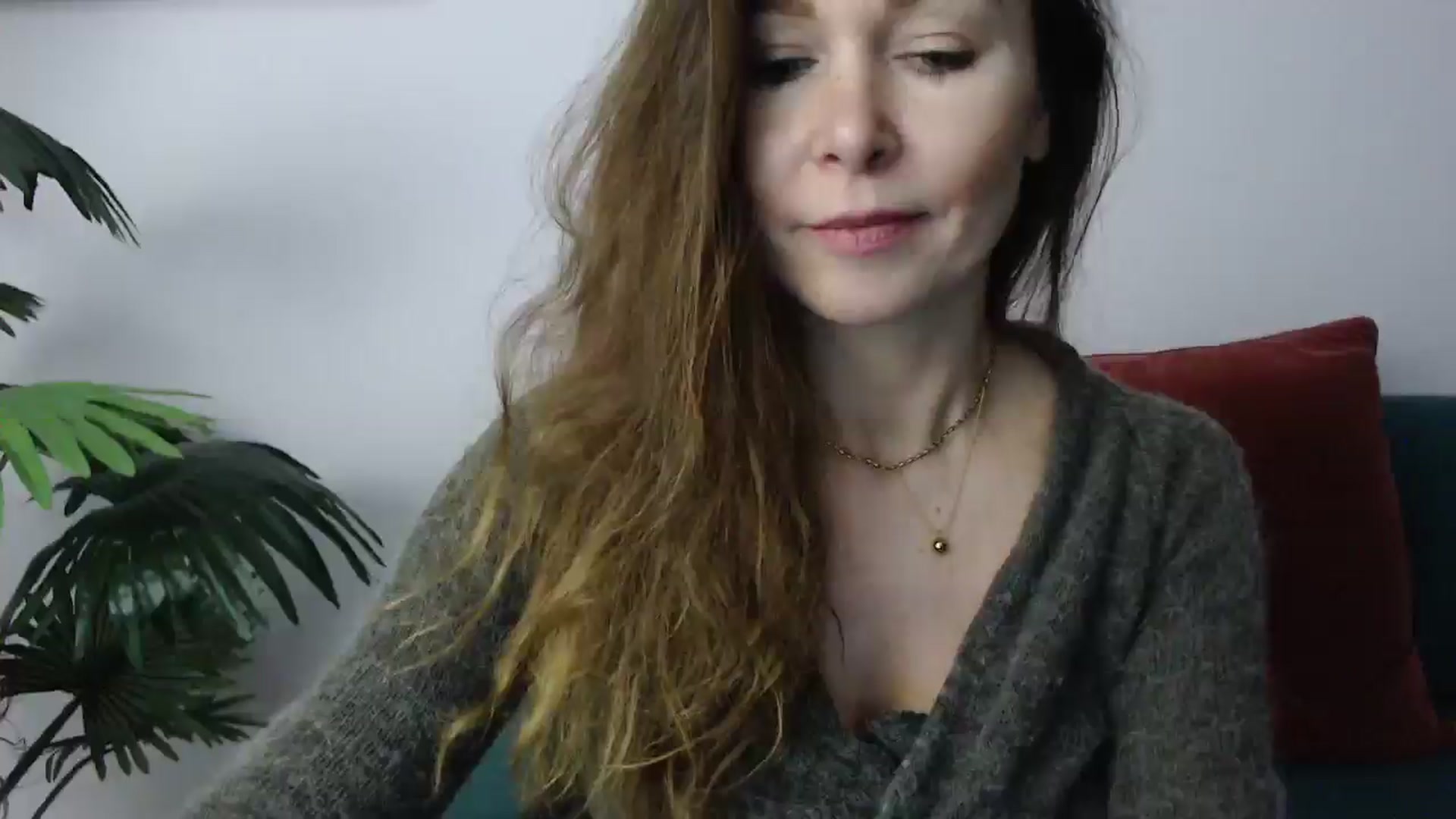Gallery image thumbnail from Delilah_sweet's myfreecams stream on, 12/04/2024, 19:23 image 8 of 20