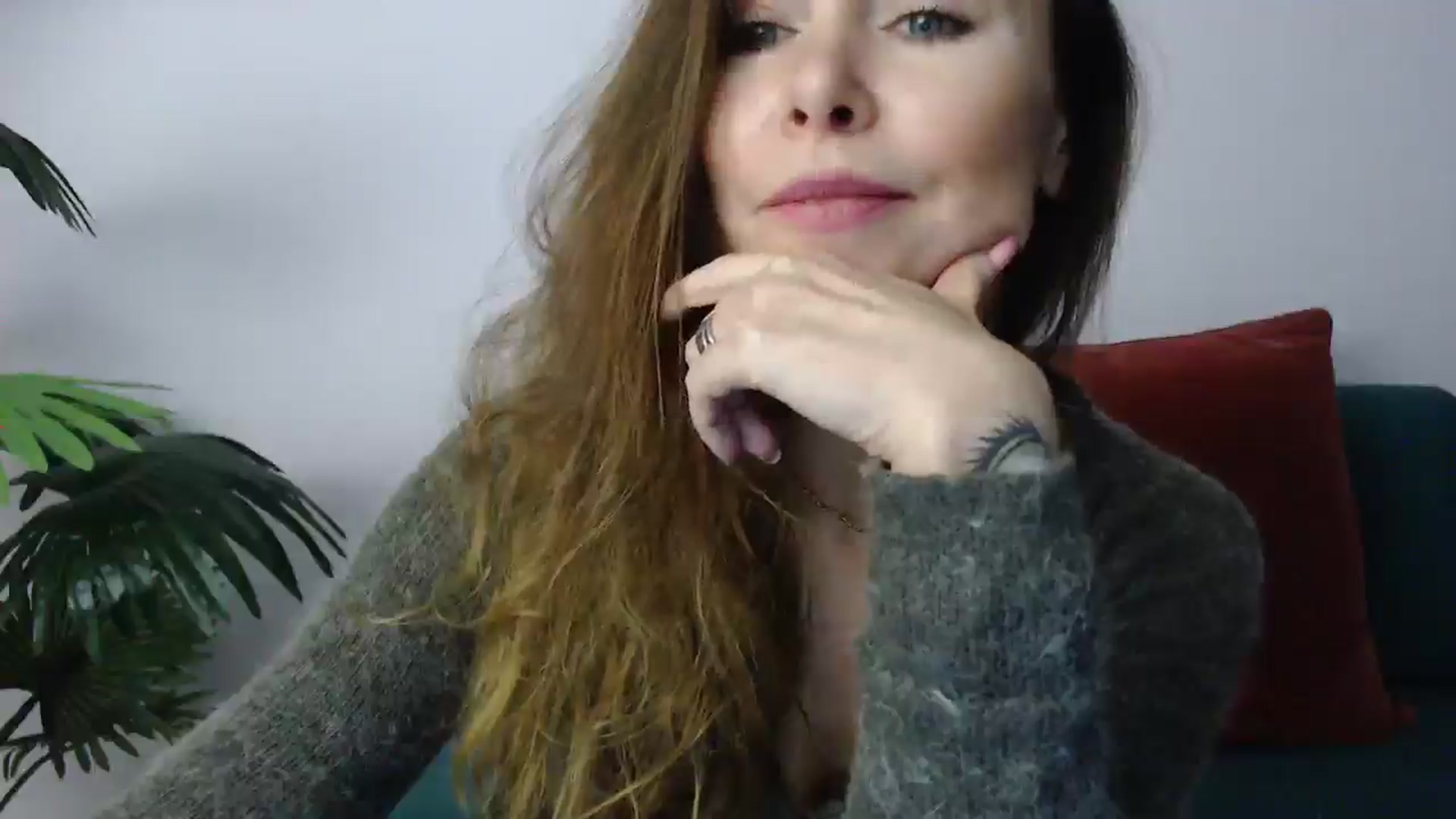 Gallery image thumbnail from Delilah_sweet's myfreecams stream on, 12/04/2024, 19:23 image 18 of 20