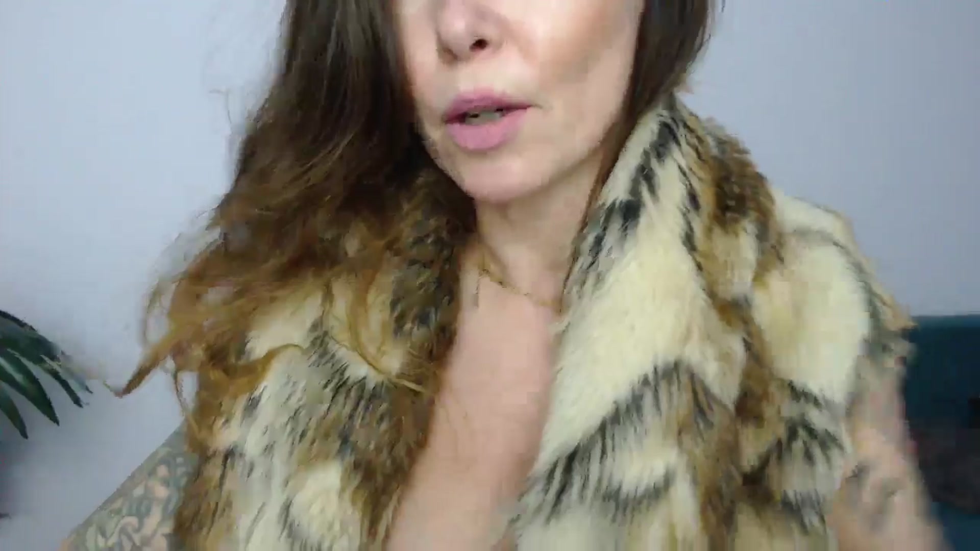 Gallery image thumbnail from Delilah_sweet's myfreecams stream on, 12/05/2024, 16:02 image 19 of 20
