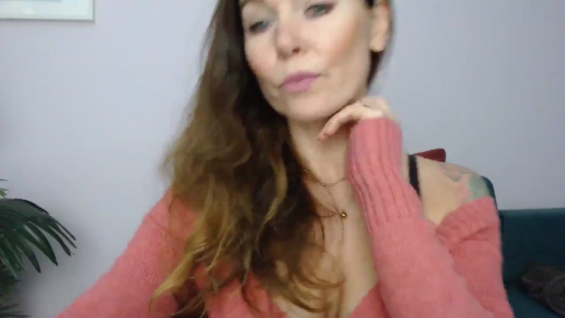 Gallery image thumbnail from Delilah_sweet's myfreecams stream on, 12/05/2024, 16:02 image 5 of 20